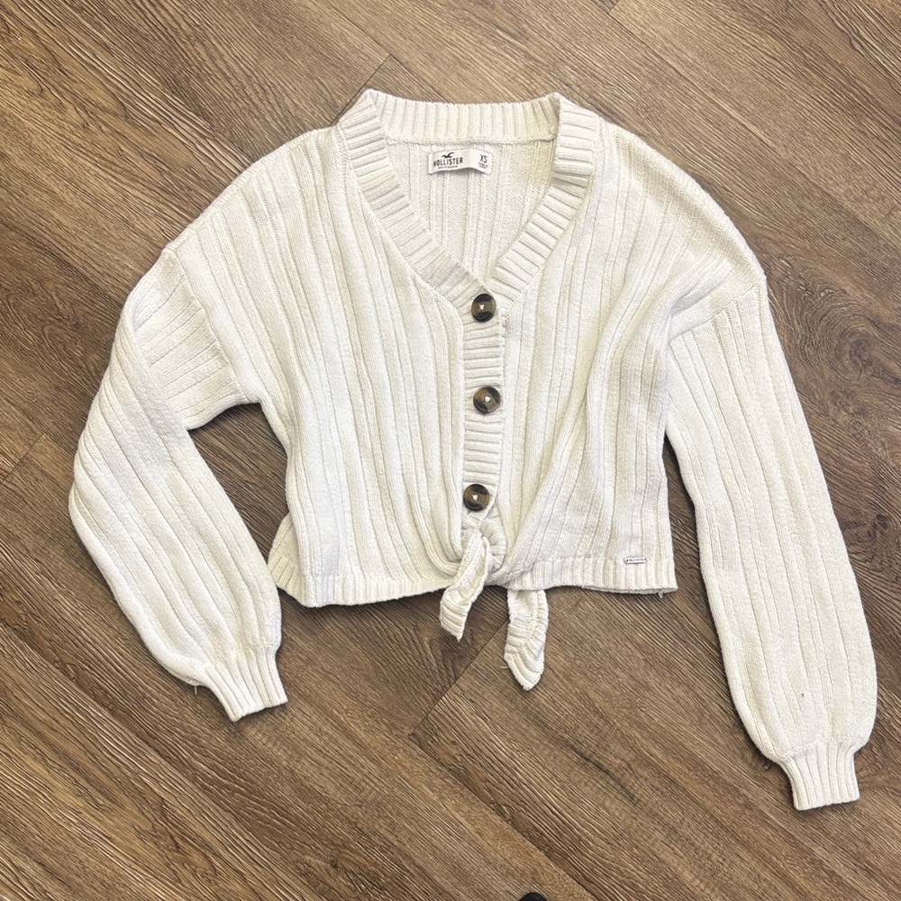 Hollister Buttoned Tie-Front Cardigan